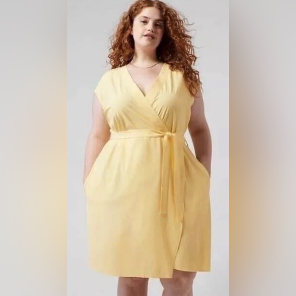 Athleta Newport Wrap Dress Lunaria Yellow Sz 2X